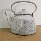 Antique enamelled kettle - Vintage kettle
