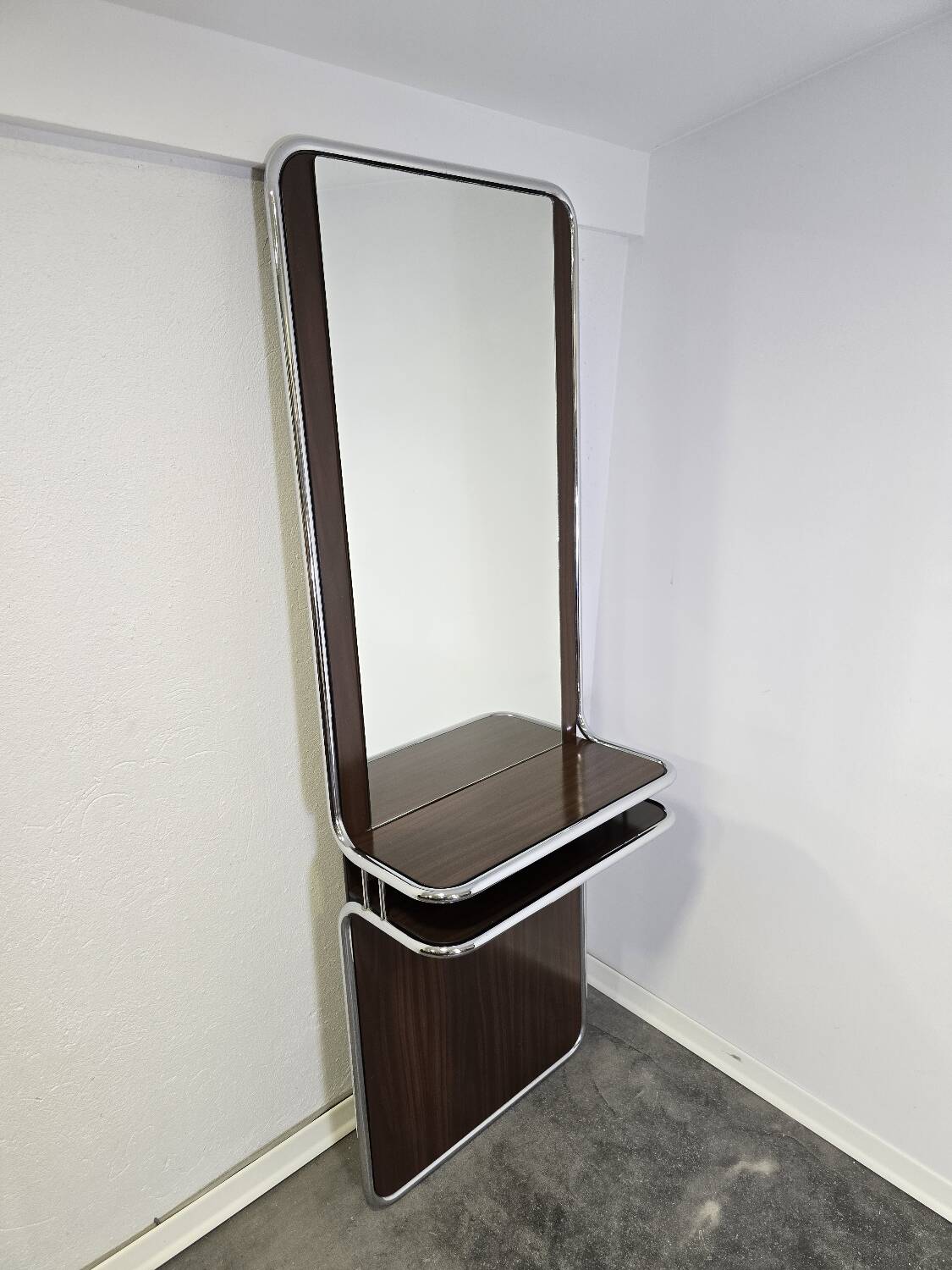 Miroir BAUHAS des années 70 en noyer