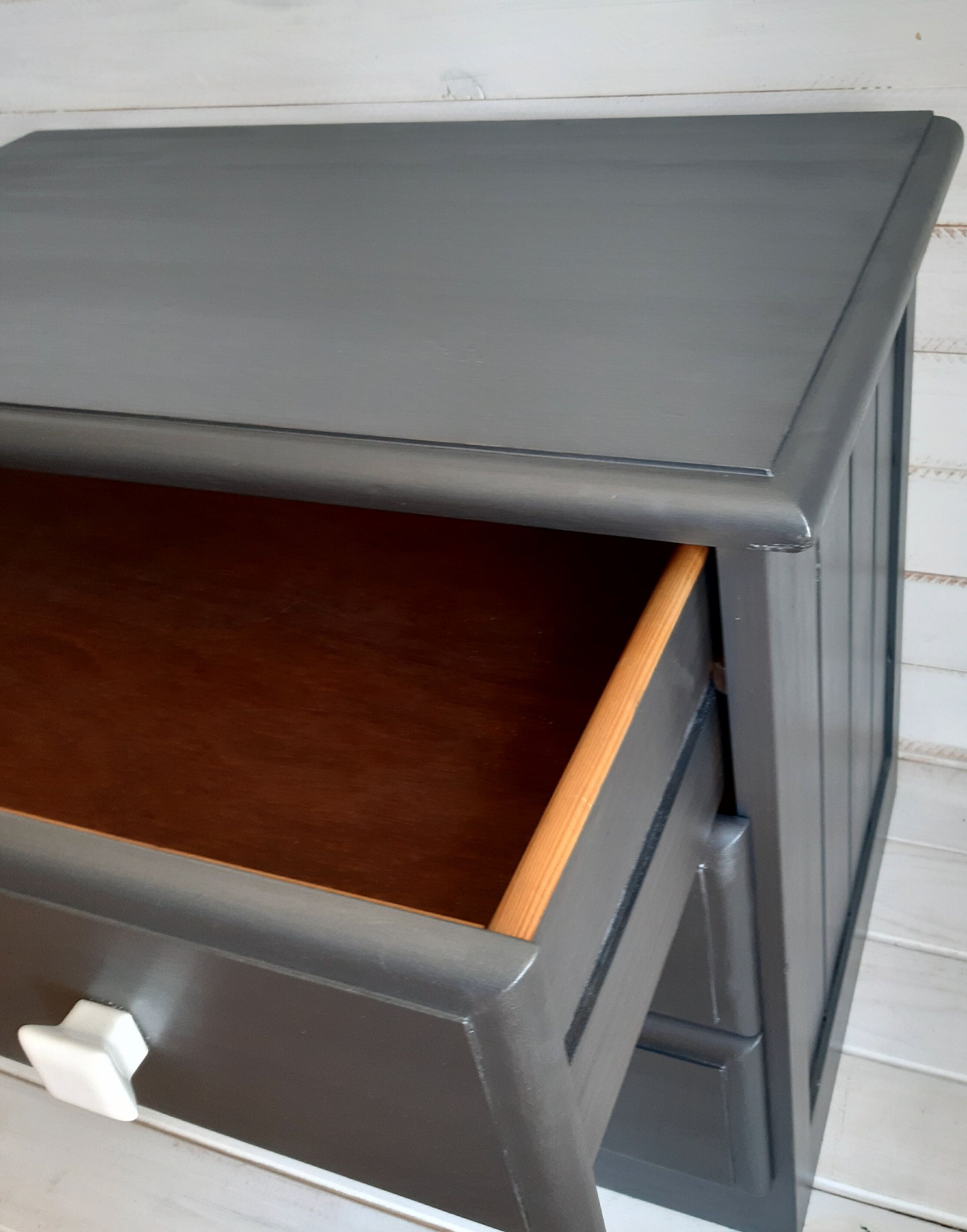 Chest of drawers 3 drawers