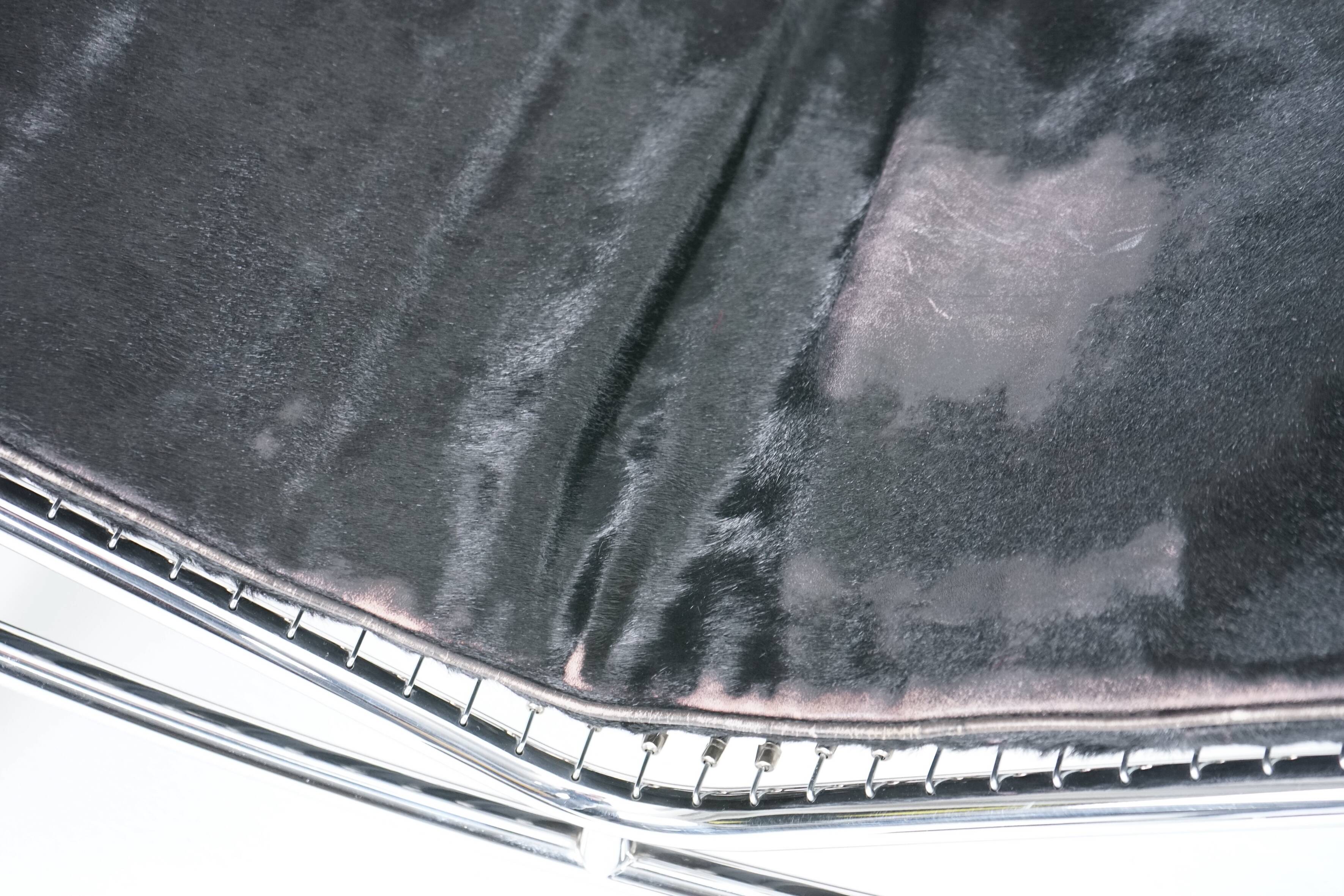 Black Fur LC4 Chaise Longue by Le Corbusier & Pierre Jeanneret for Cassina