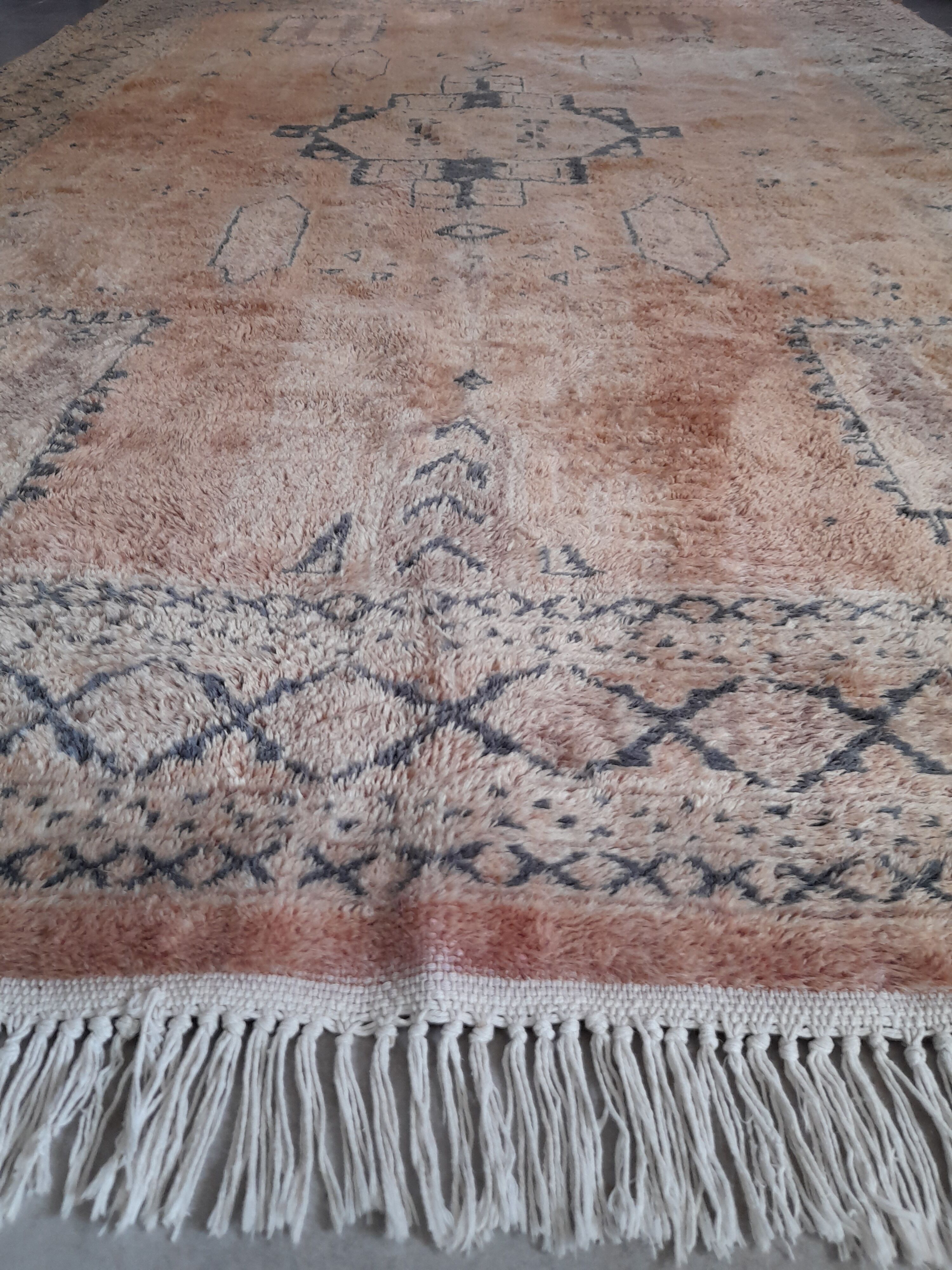 Handmade carpet 291x175cm