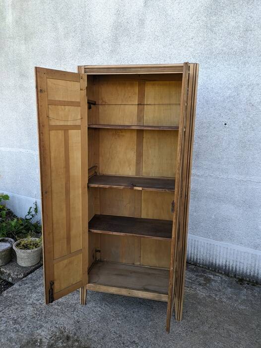 Small Parisian wardrobe