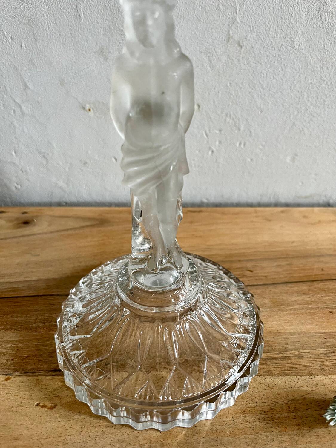 Glass candle holder