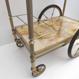 Golden bar and onyx dessert