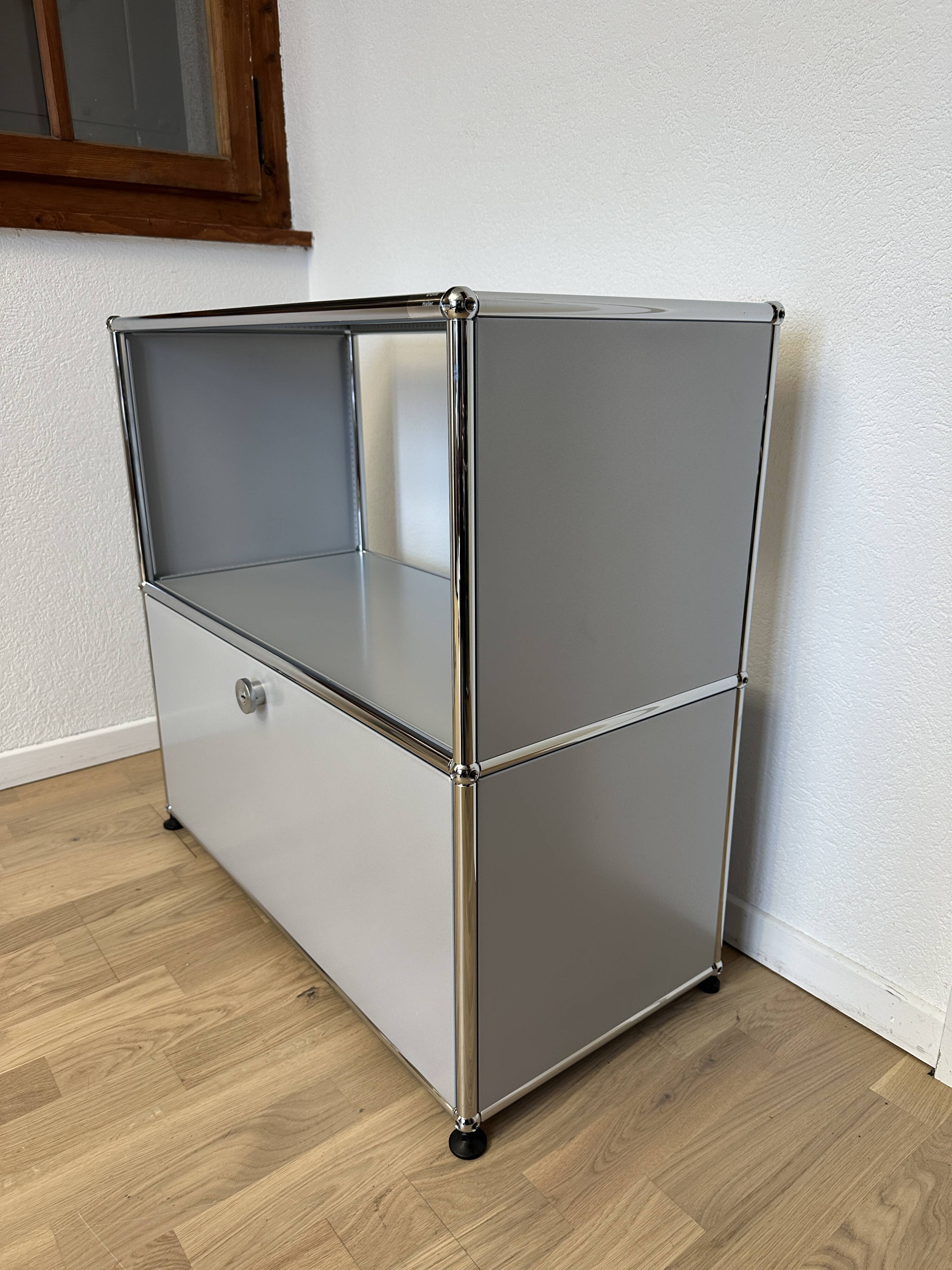 USM Haller Chest of Drawers in Matte Silver