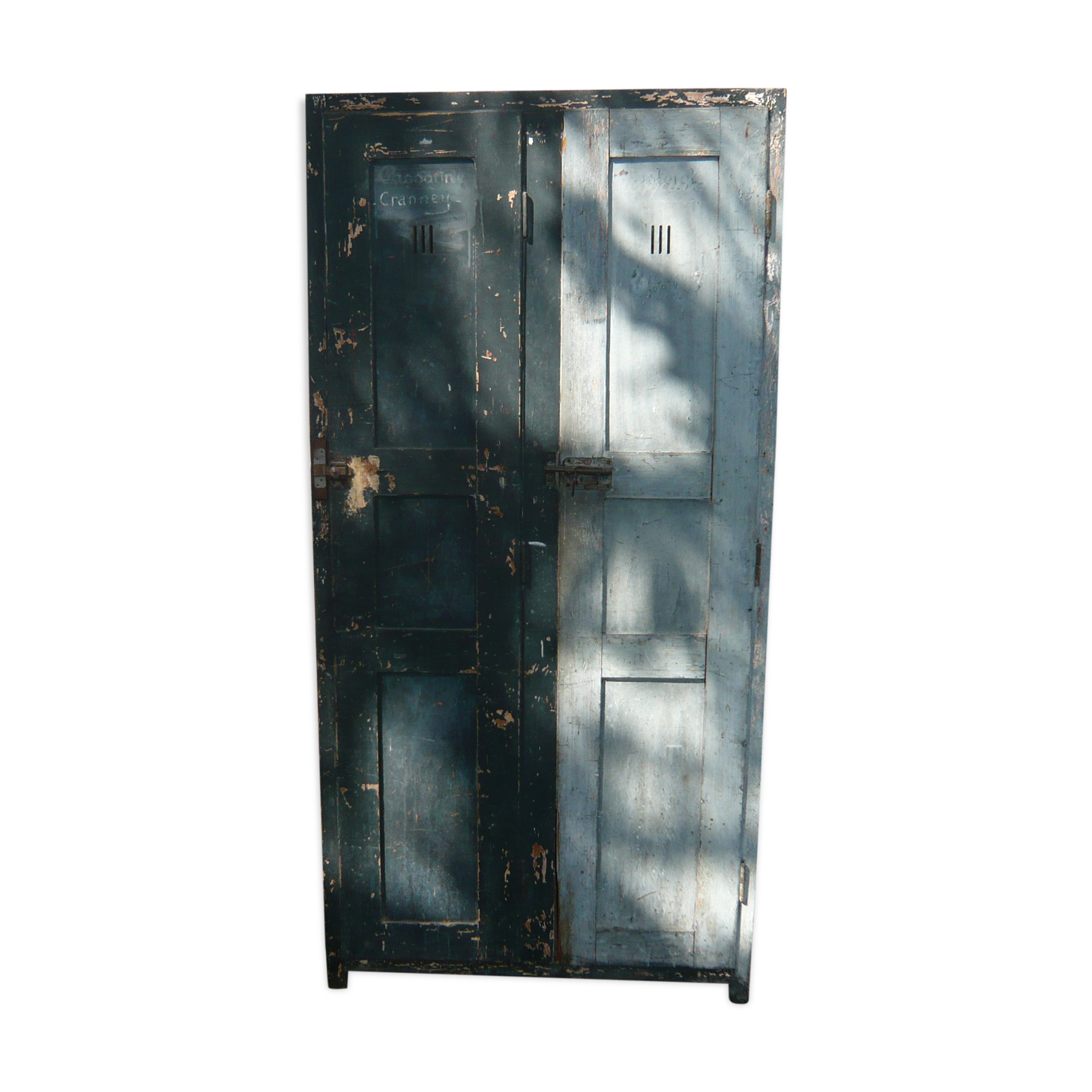 Workshop locker room