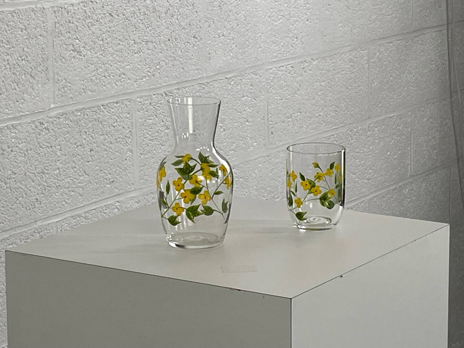 Handmade painting drink service