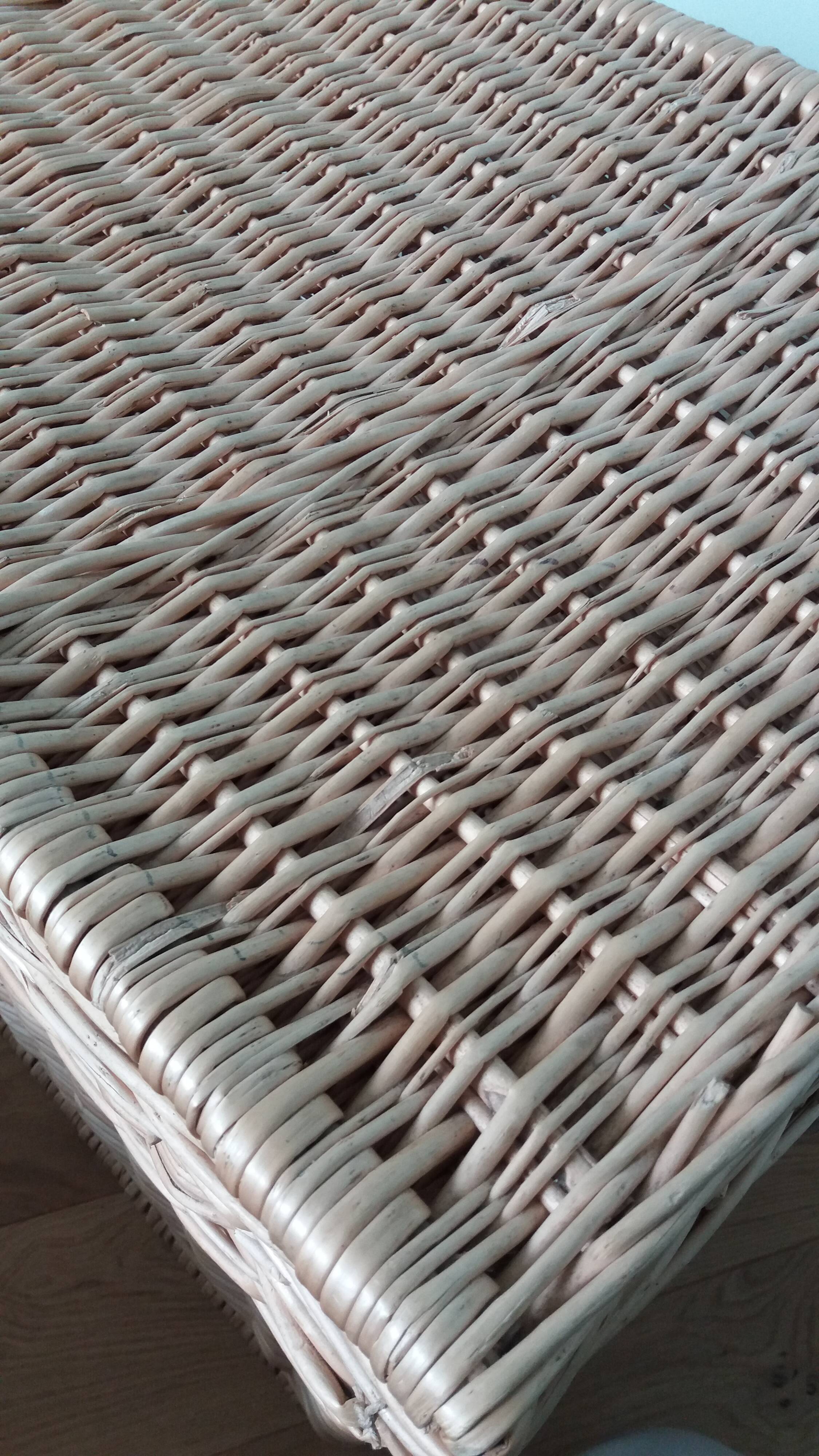 Wicker crate, very large basket