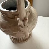 Ceramic bowl with ram heads