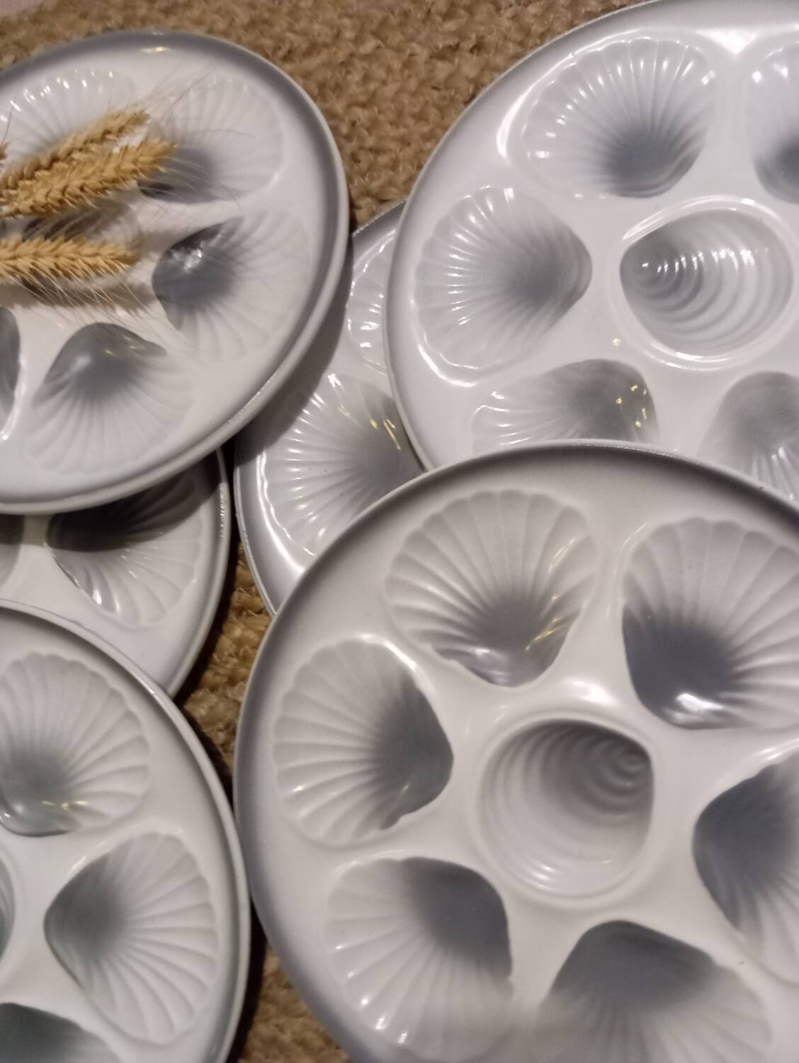 8 white/grey-blue shell/oyster plates, Moulin des Loups Orchies, France