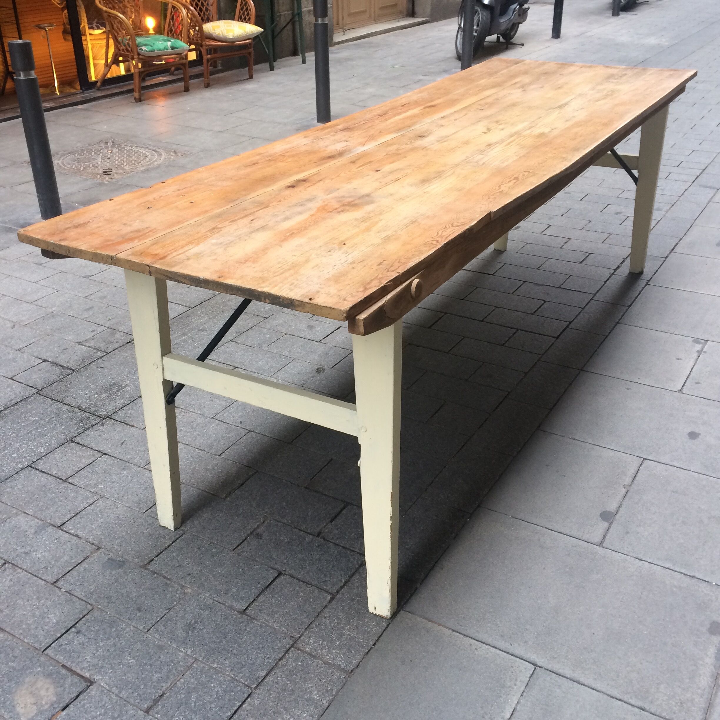 Table en bois pliable