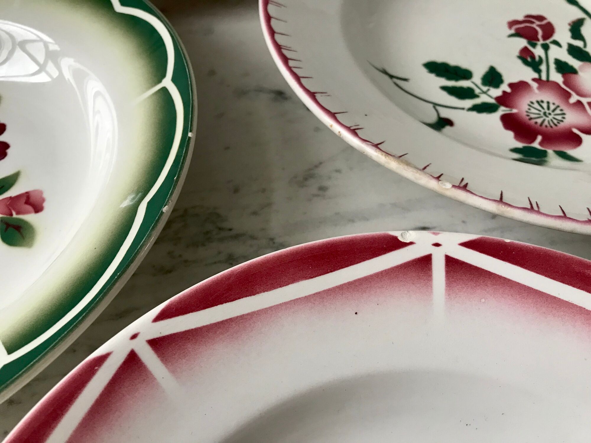 Set of 6 mismatched hollow plates Digoin Sarreguemines years 30-40