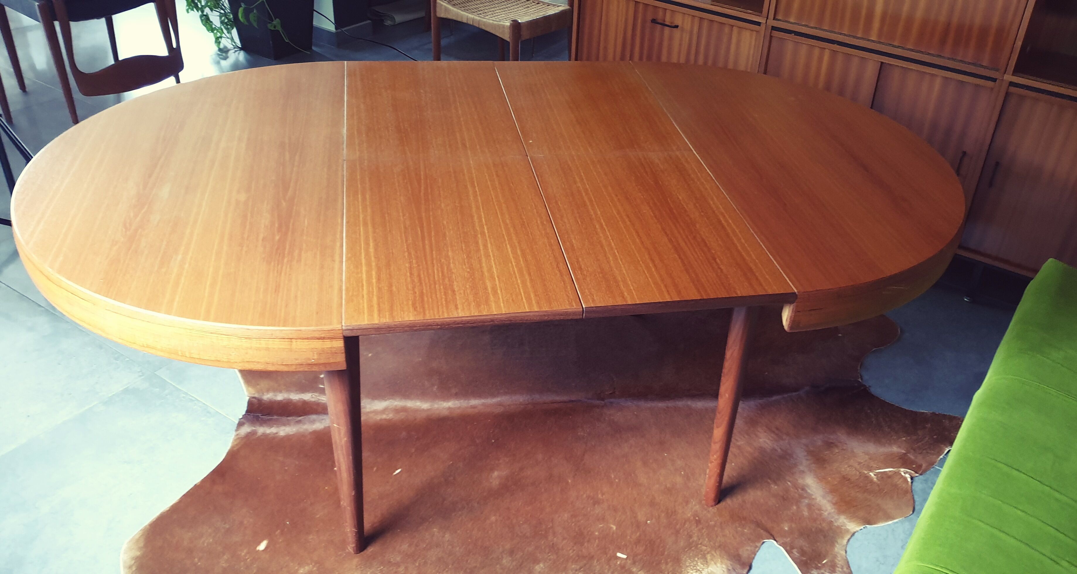 Round table in vintage teak 60s Scandinavian Rochebobois