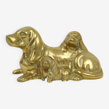 Brass dog with puppies bloodhound basset yellow copper sculpture 14cm