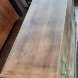 Spindle foot chest of drawers