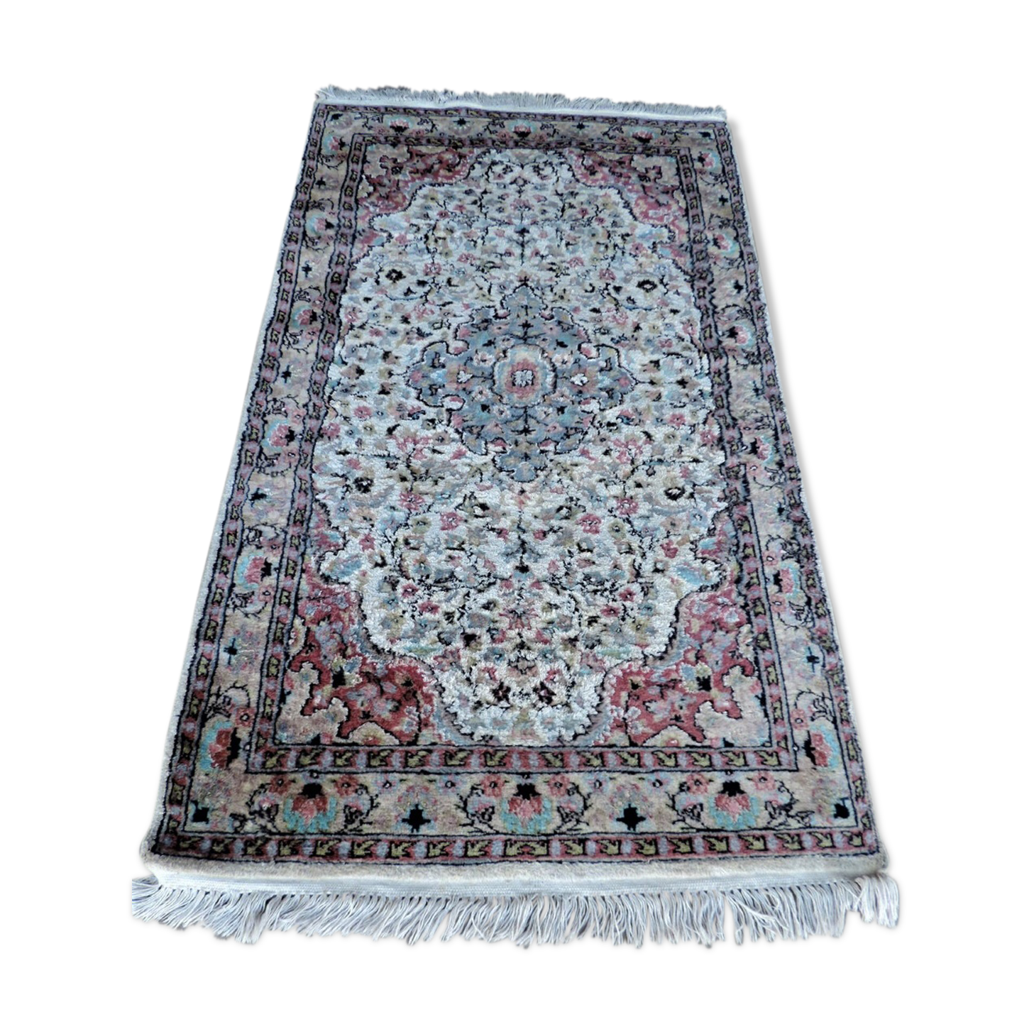 handmade old oriental rug 156x190cm