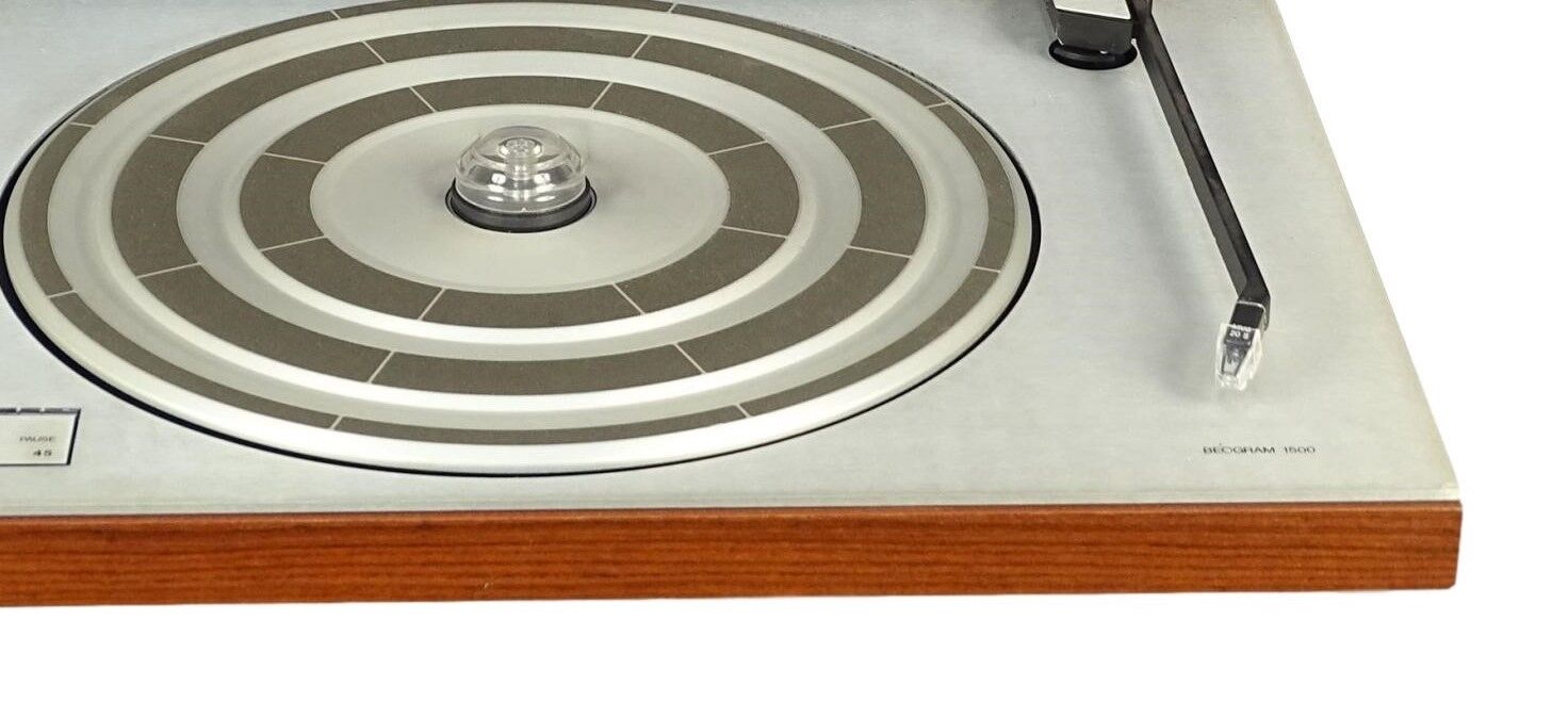 Bang & Olufsen Beogram 1500 Vintage vinyl turntable