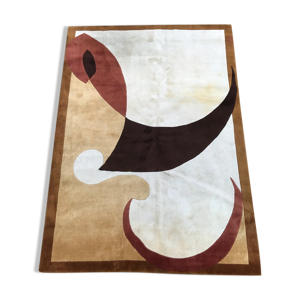 Beau tapis français