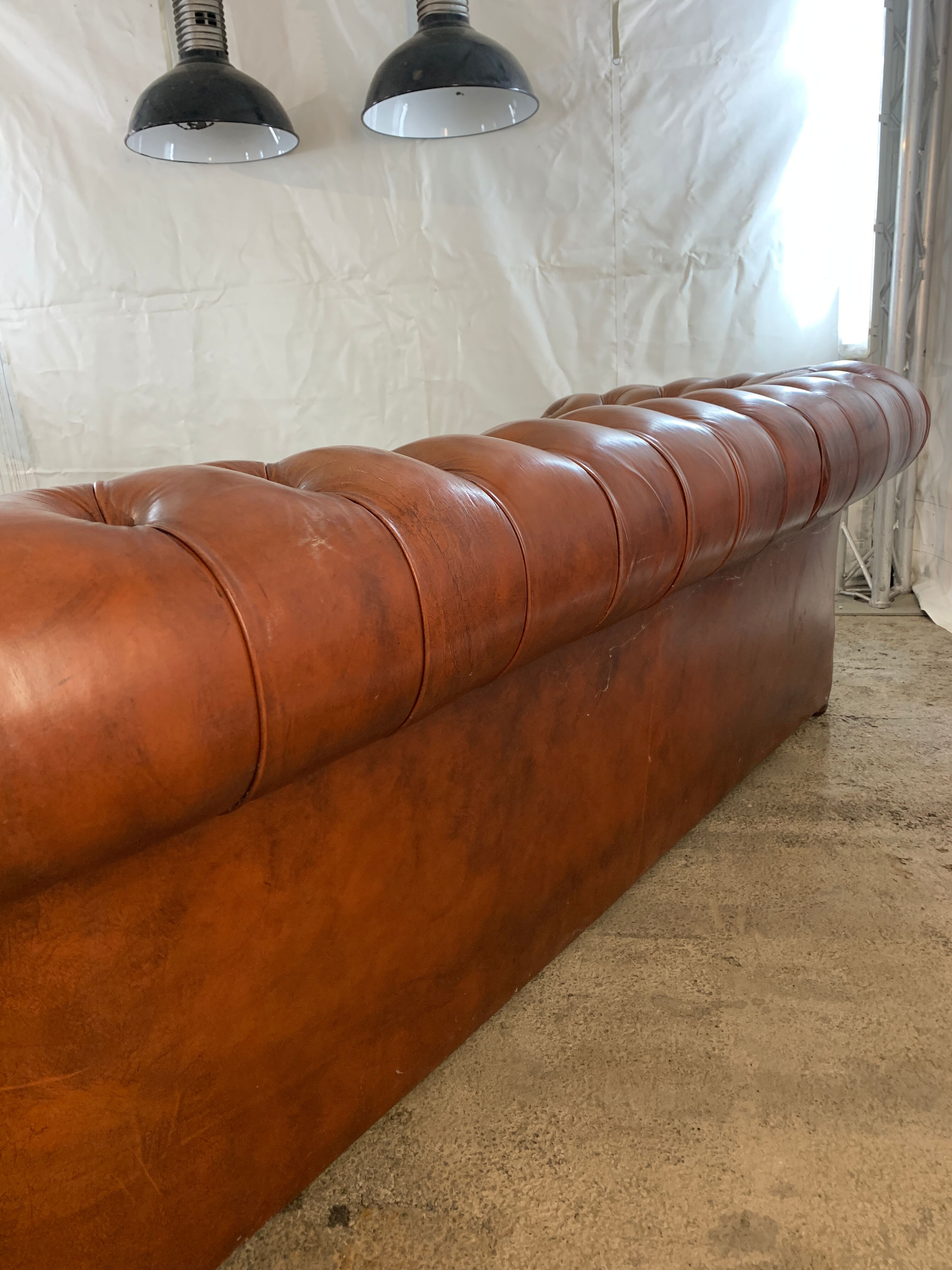 Chesterfield Sofa 3-4 seats