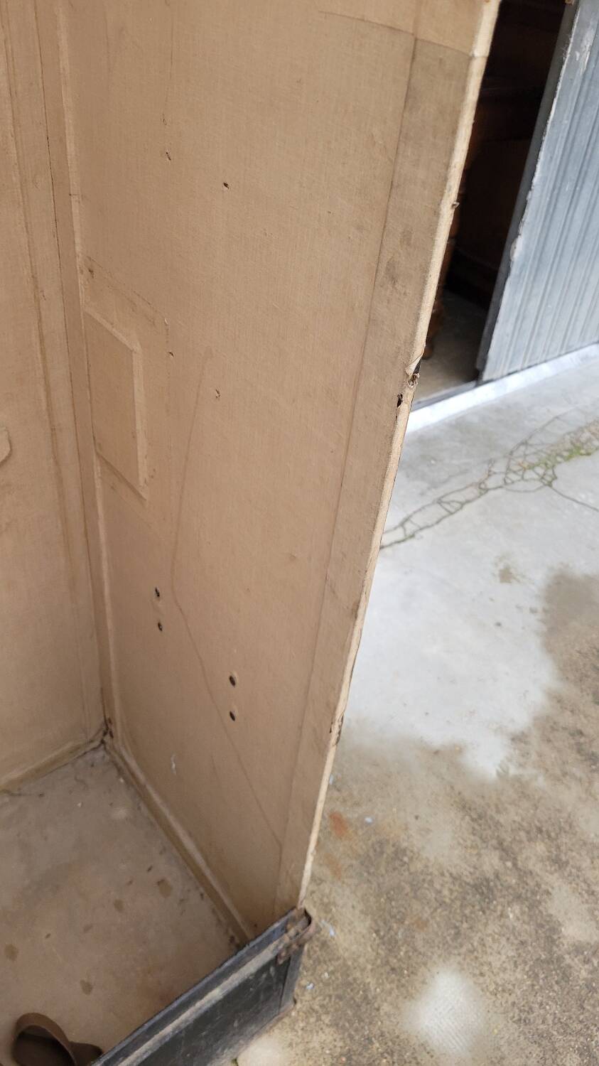 Malle cabine de la marque "La Malle Bernard" Paris -1900s