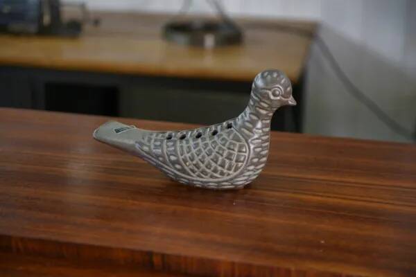 Ceramic dove flower frog, Le Potier Menton, 1960s