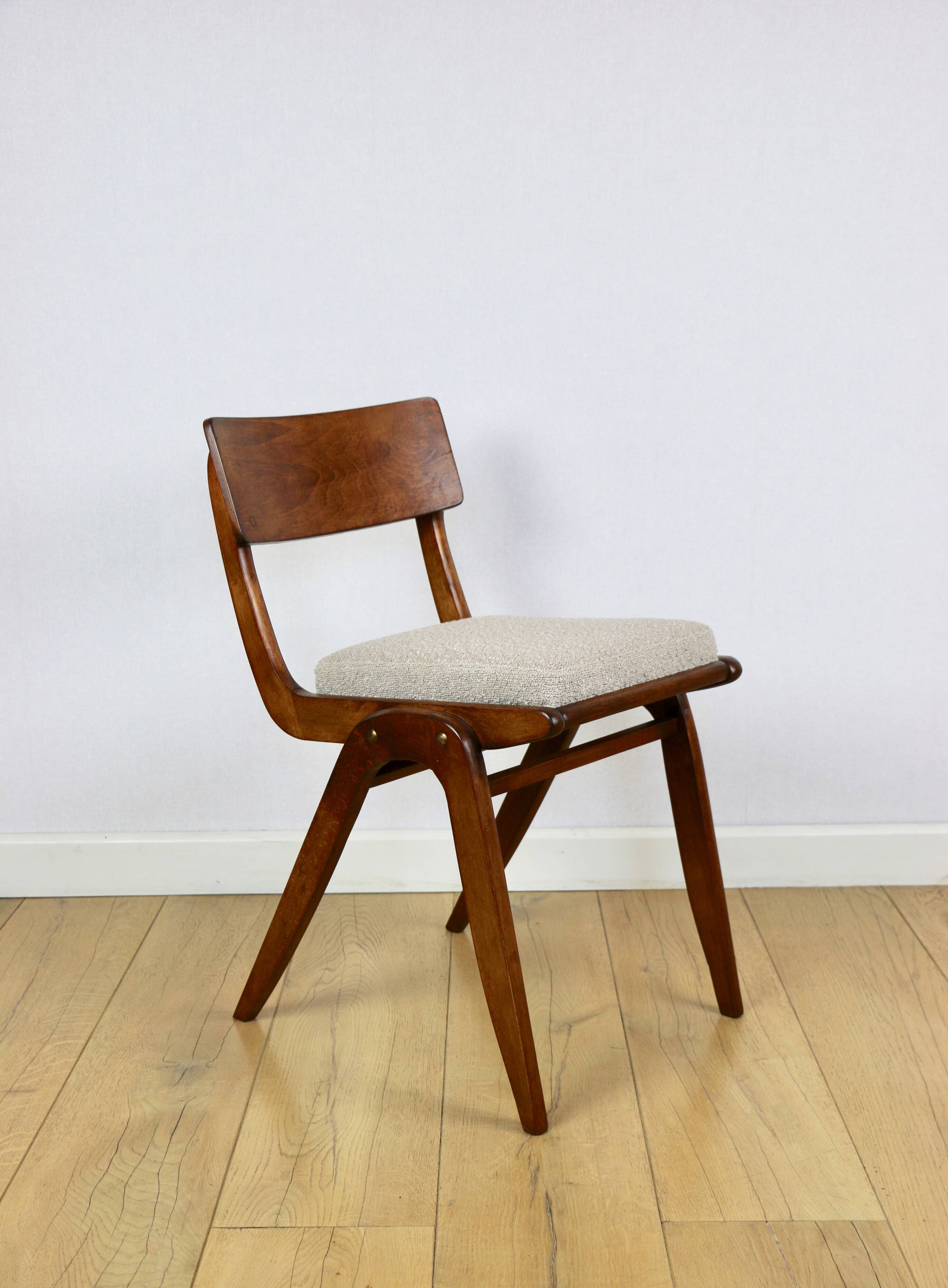 Skoczek Jumper chair beige boucle from the 70s