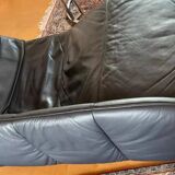 XDark brown leather chaise longue