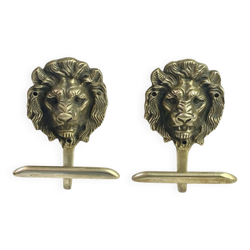 Lion head coat hooks in solid brass, Peerage England