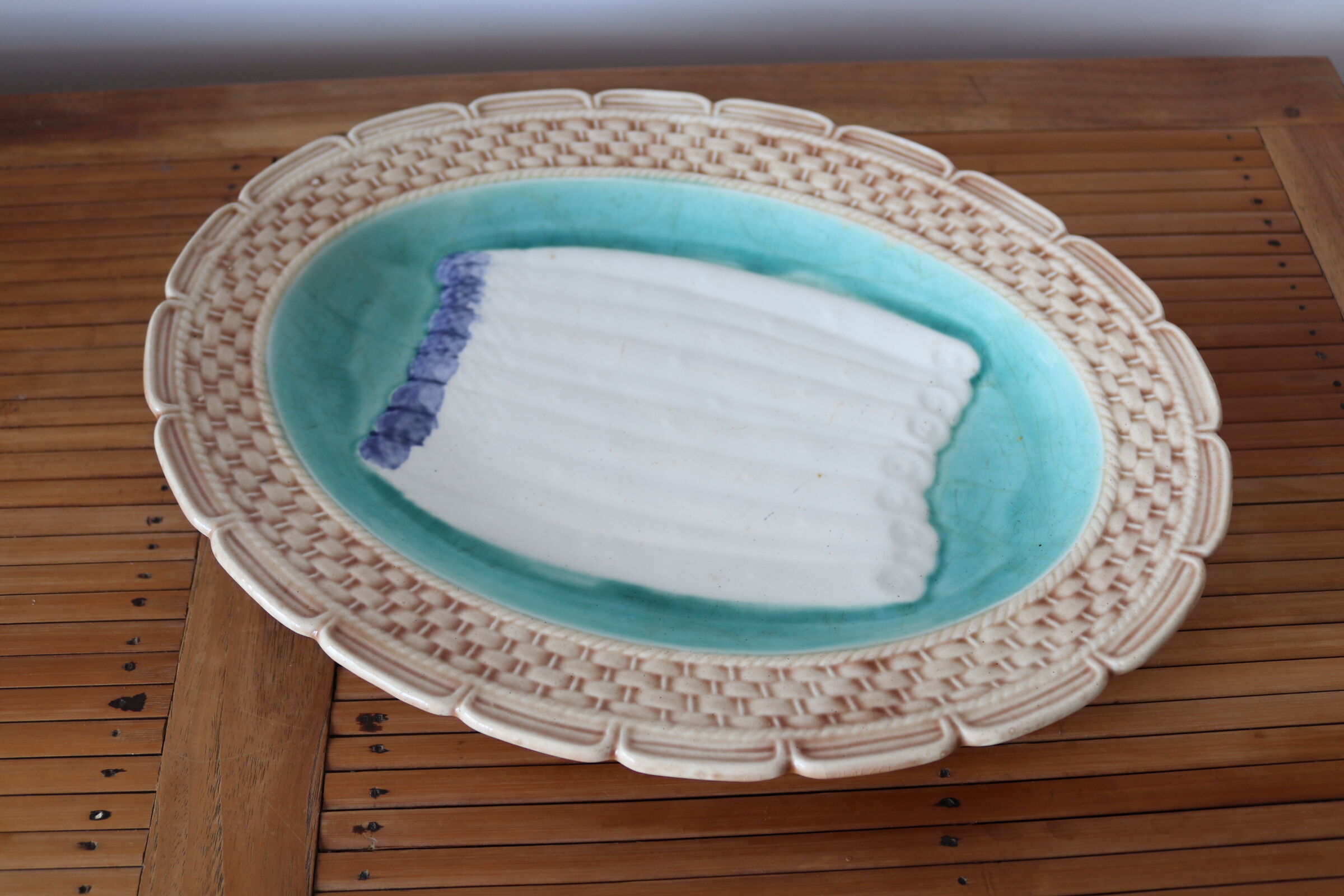 Asparagus dish in old slurry