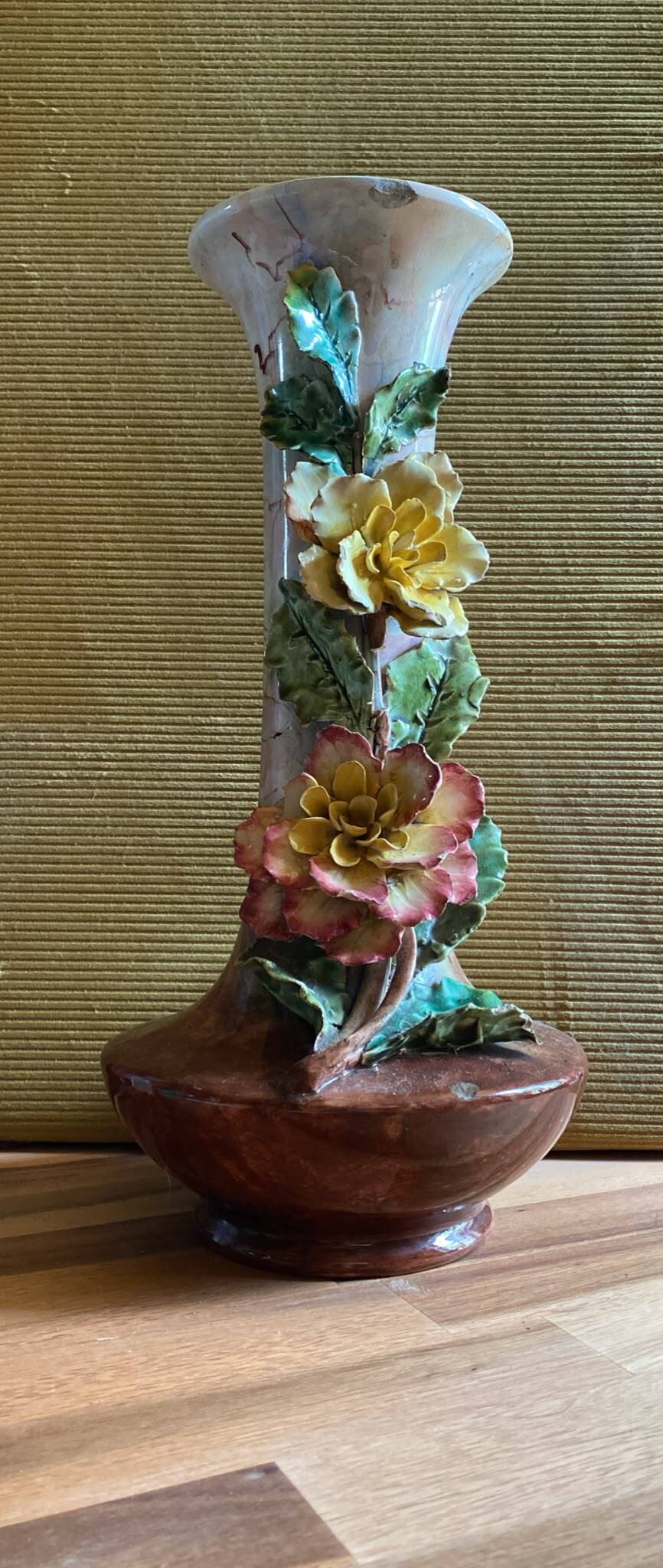 1880-1910: Majolica vase in Lille Fives