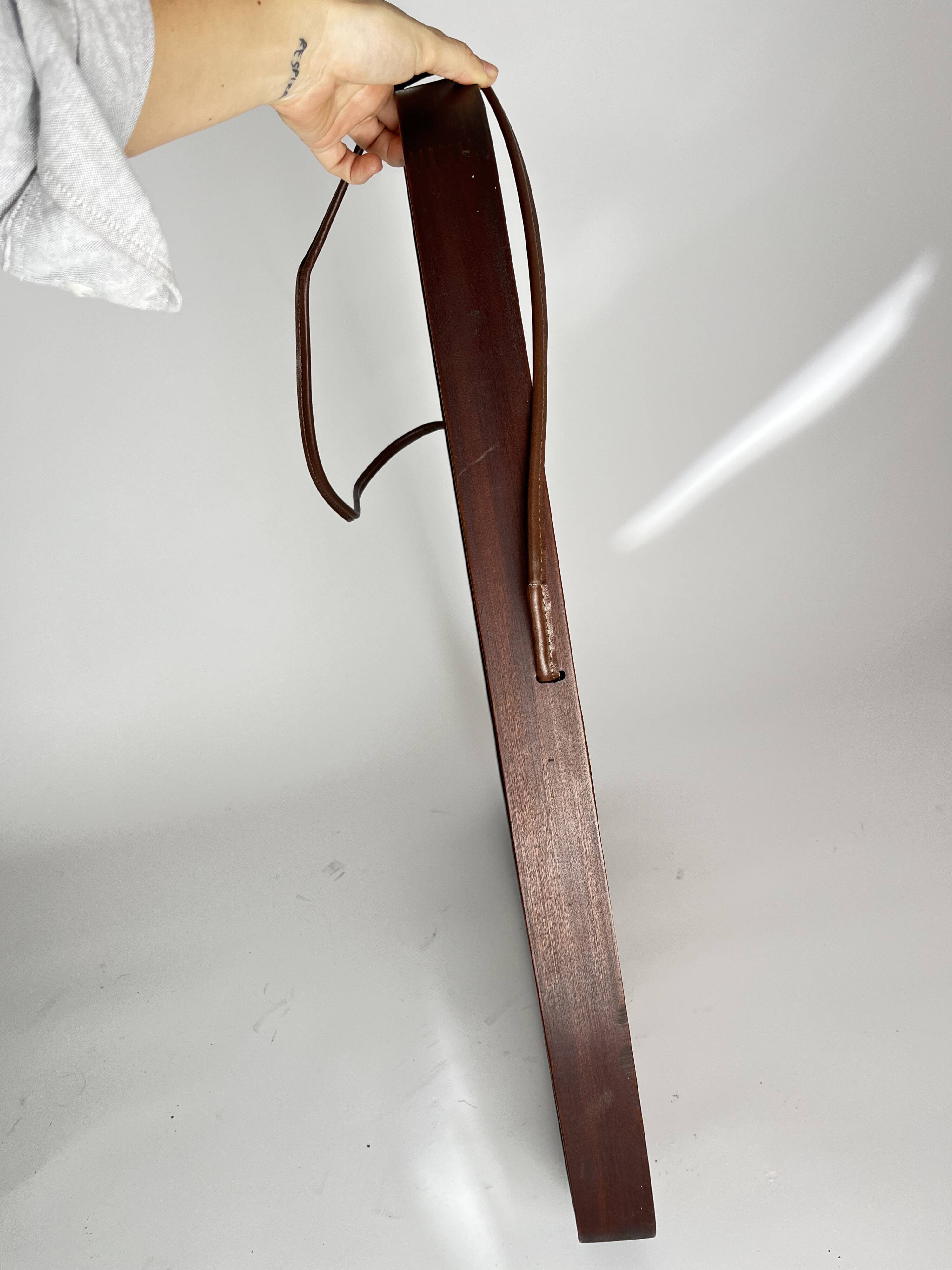 Miroir triangulaire en teck, Danemark, années 70