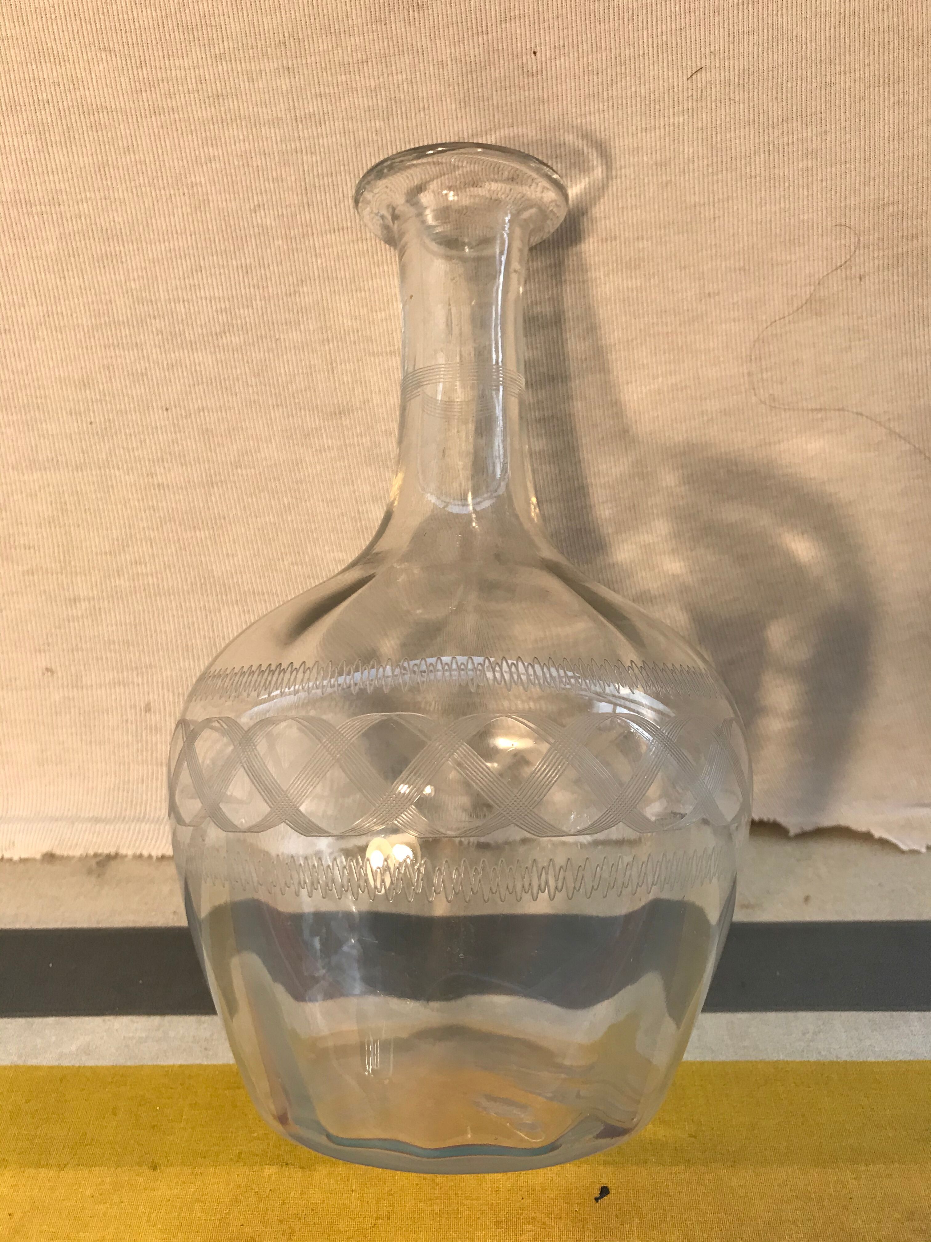 Old Carafe - Glass Bouchon Chiselled Vintage Wine Service