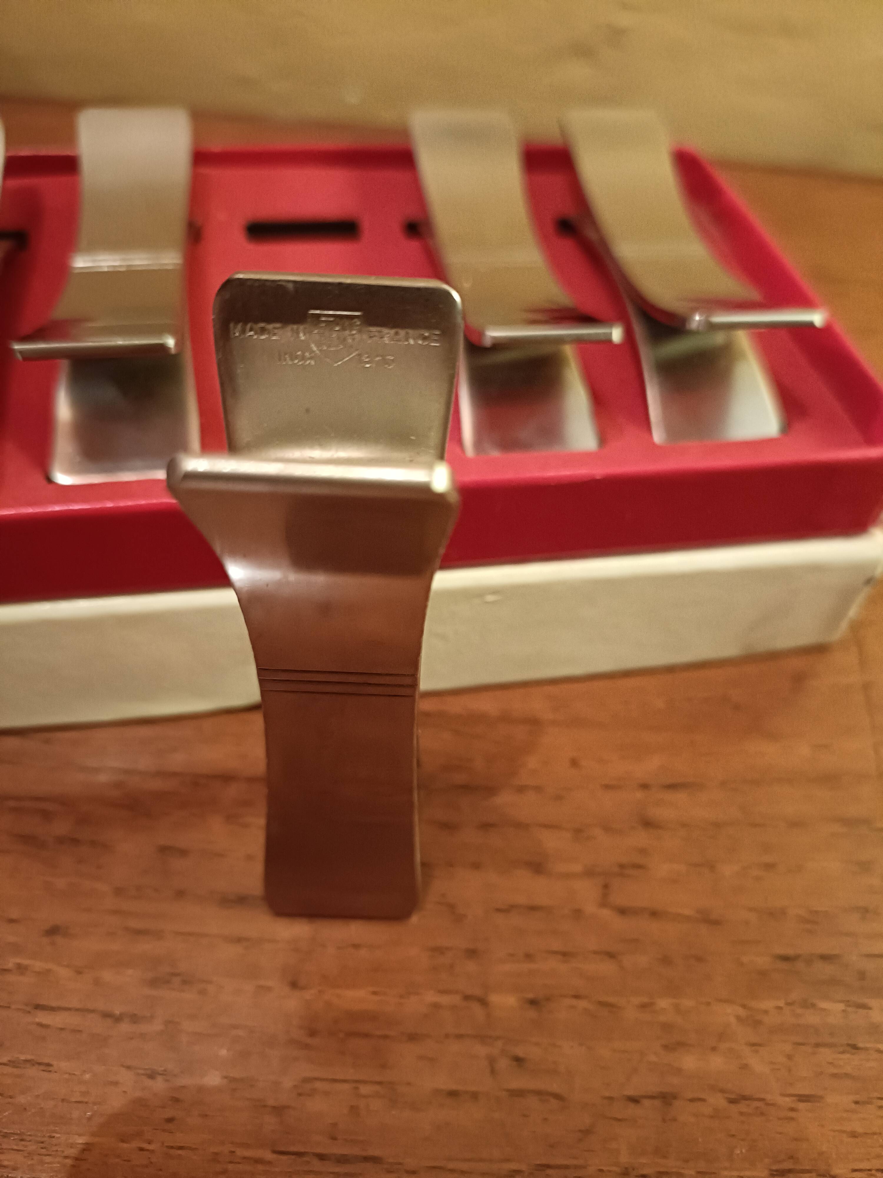 Six Letang and Rémy stainless steel knife holders