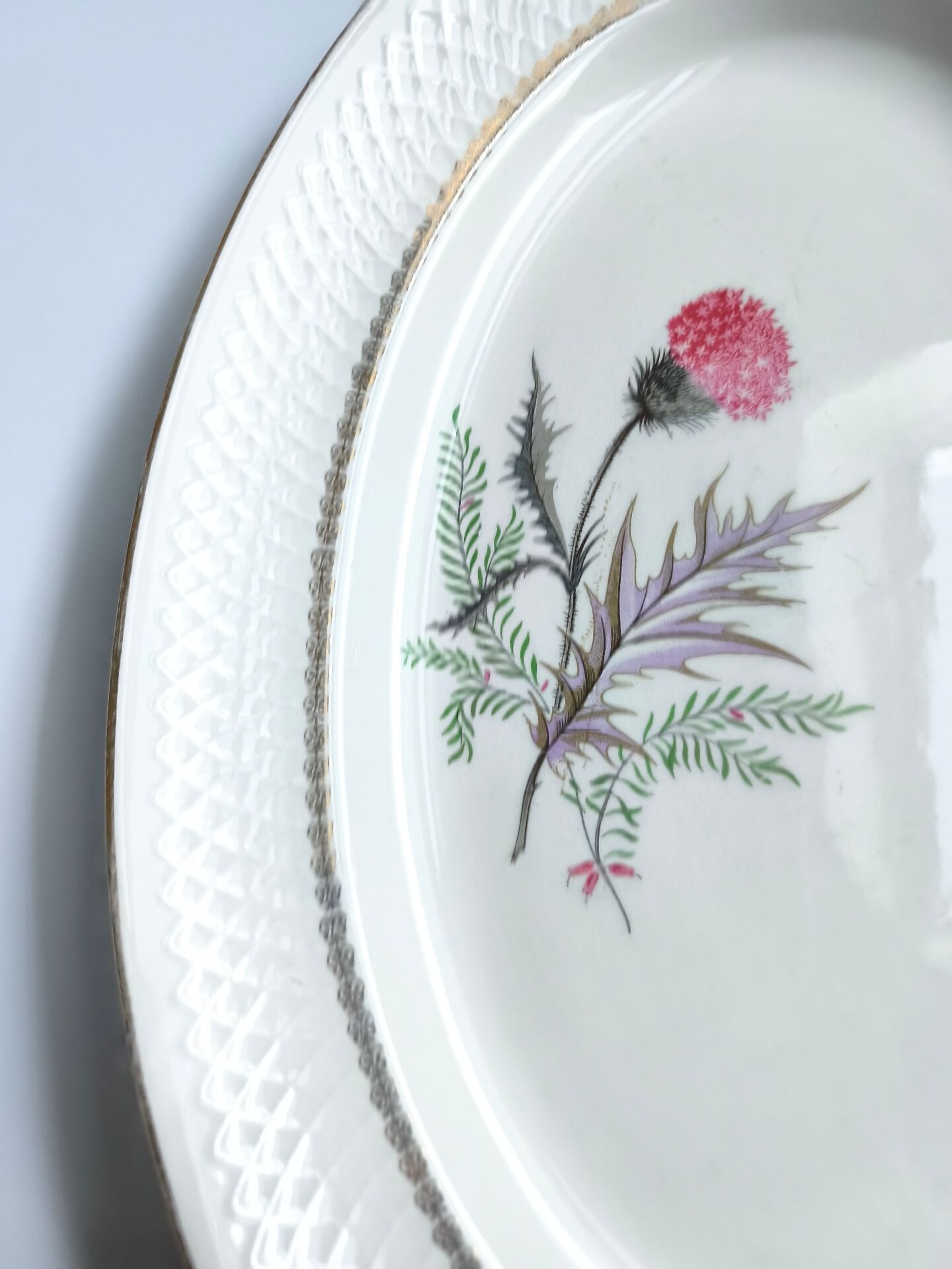 Vintage oval plate signed Moulin des Loups model Imperia pink flower