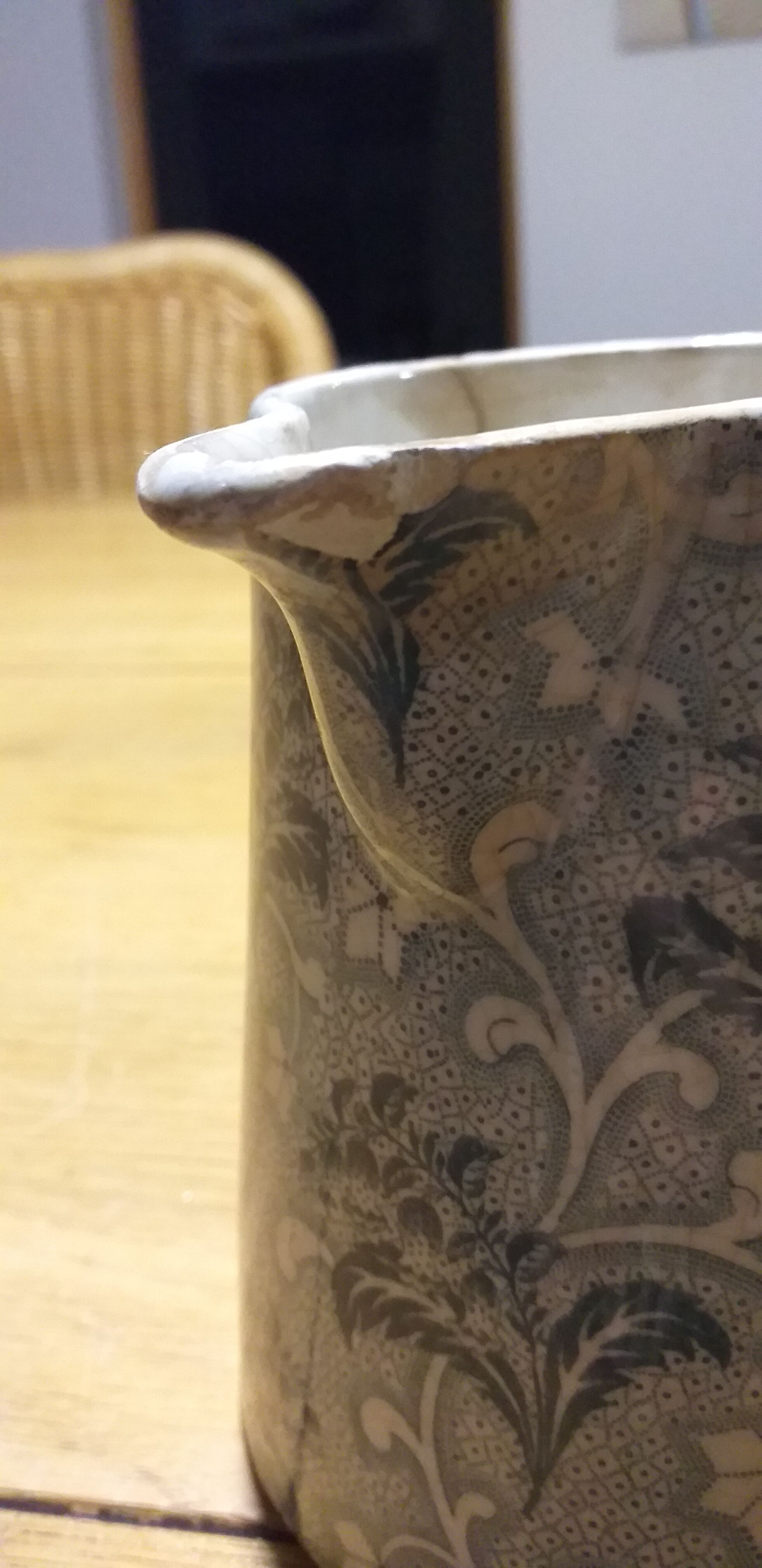 Porcelain pitcher Creil and Montereau