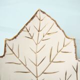 Empty-pocket plane tree leaf