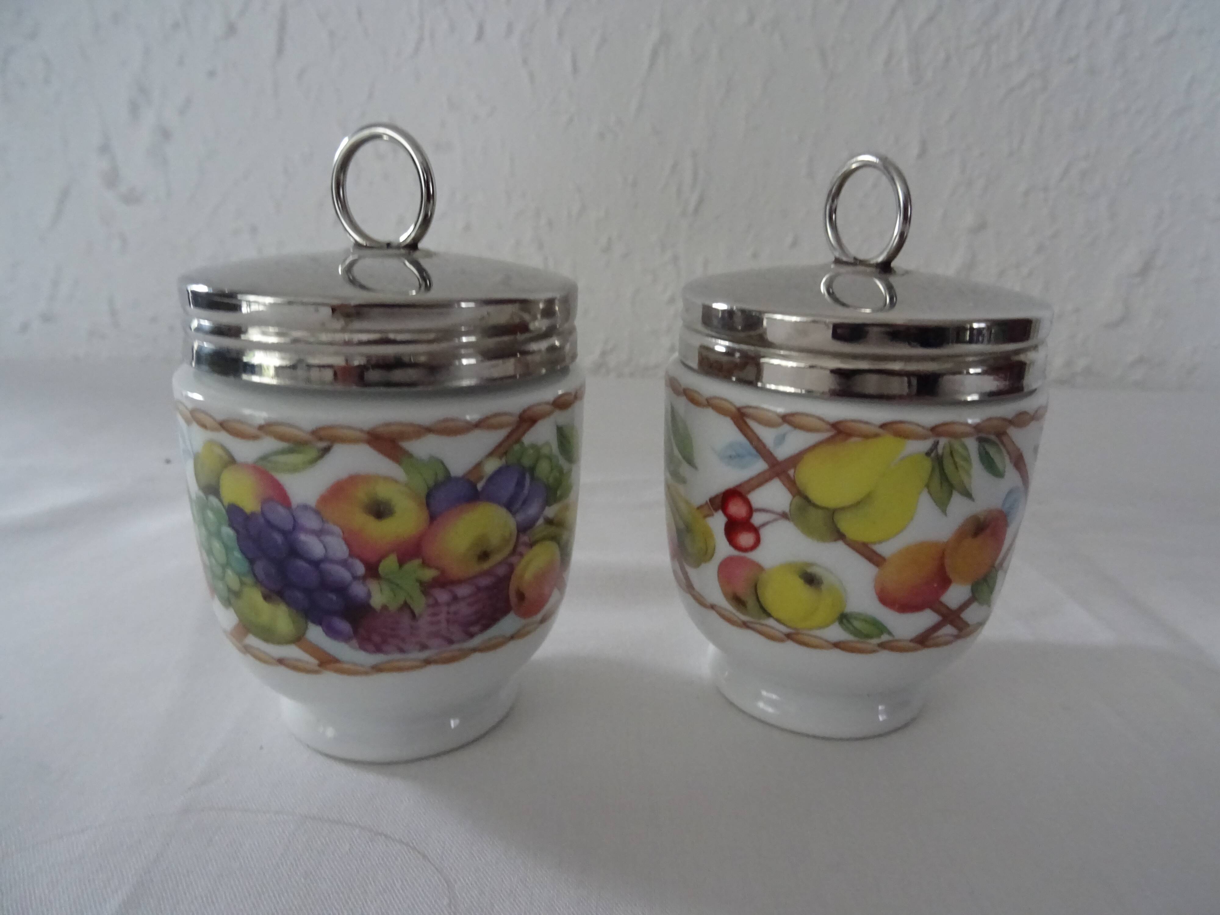 2 baked eggs english porcelain Royal Worcester