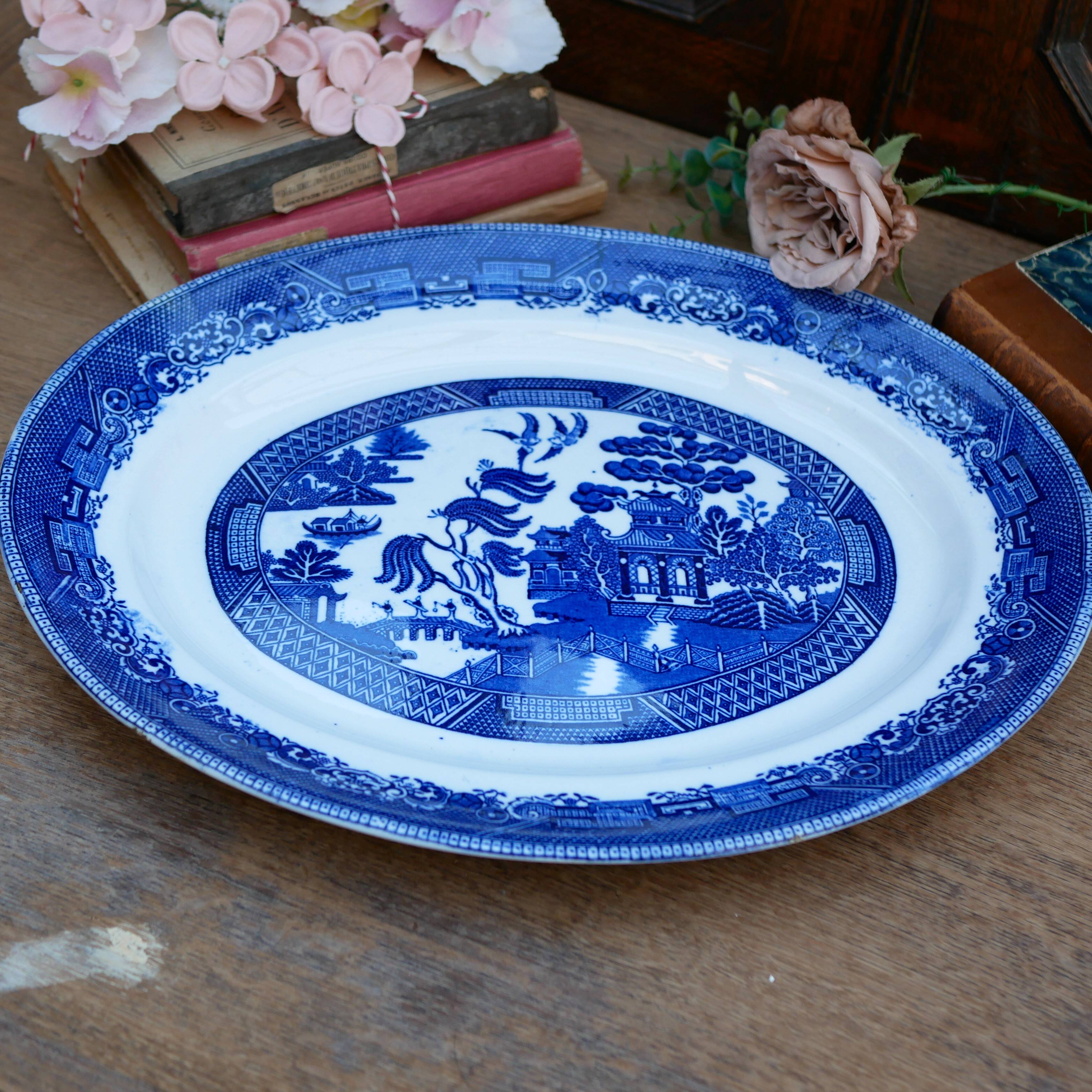 Antique Blue Willow patterned plate: Fenton James Kent, China, circa 1910