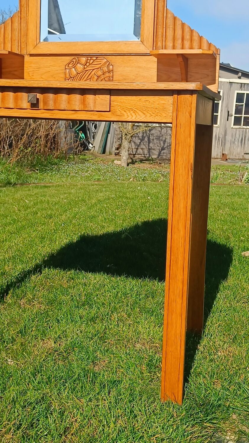 Art Deco dressing table with removable mirror