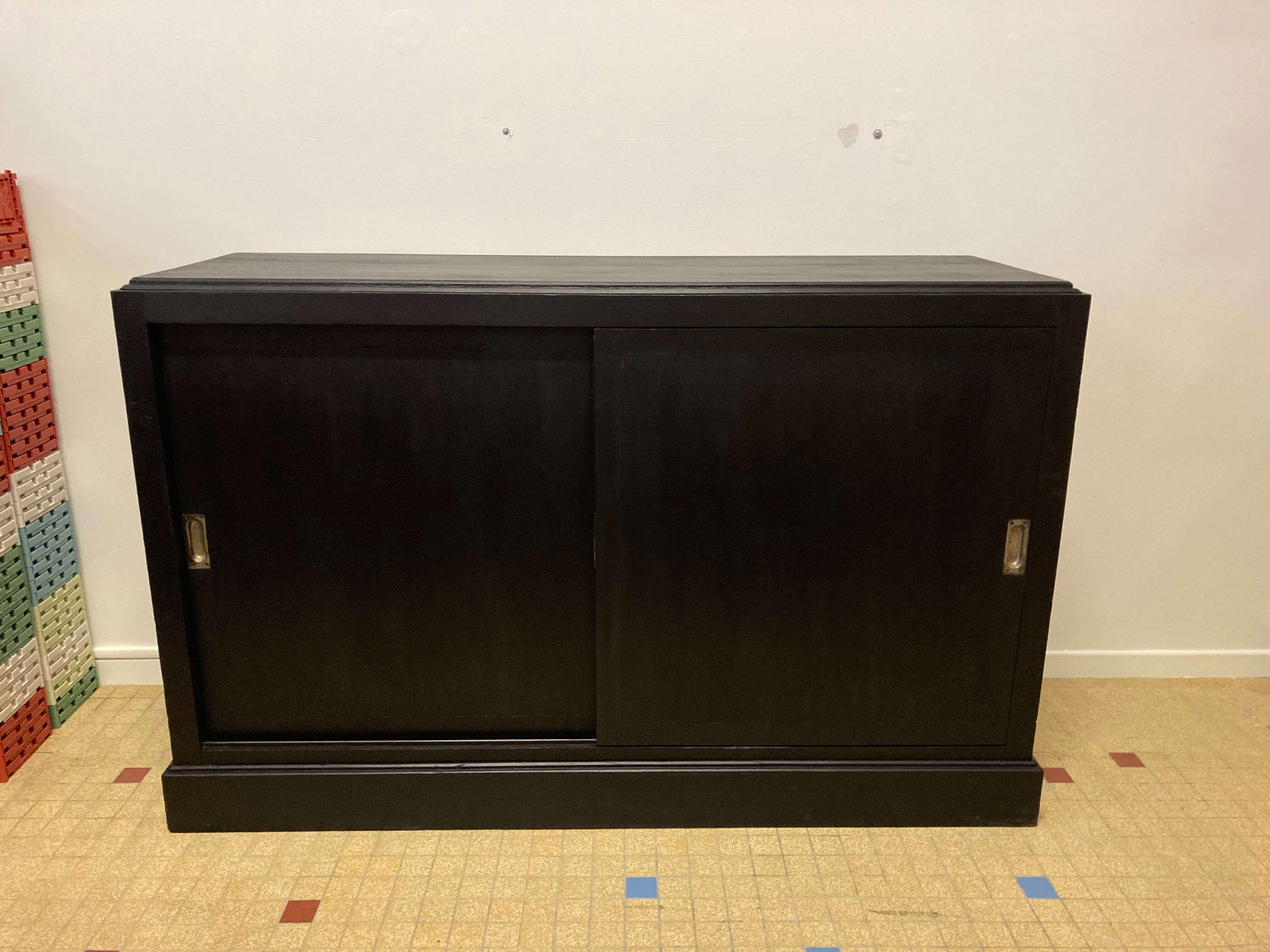 Window cabinet two black body