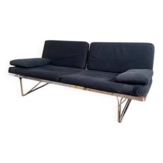Moment sofa by Niels Gammelgaard