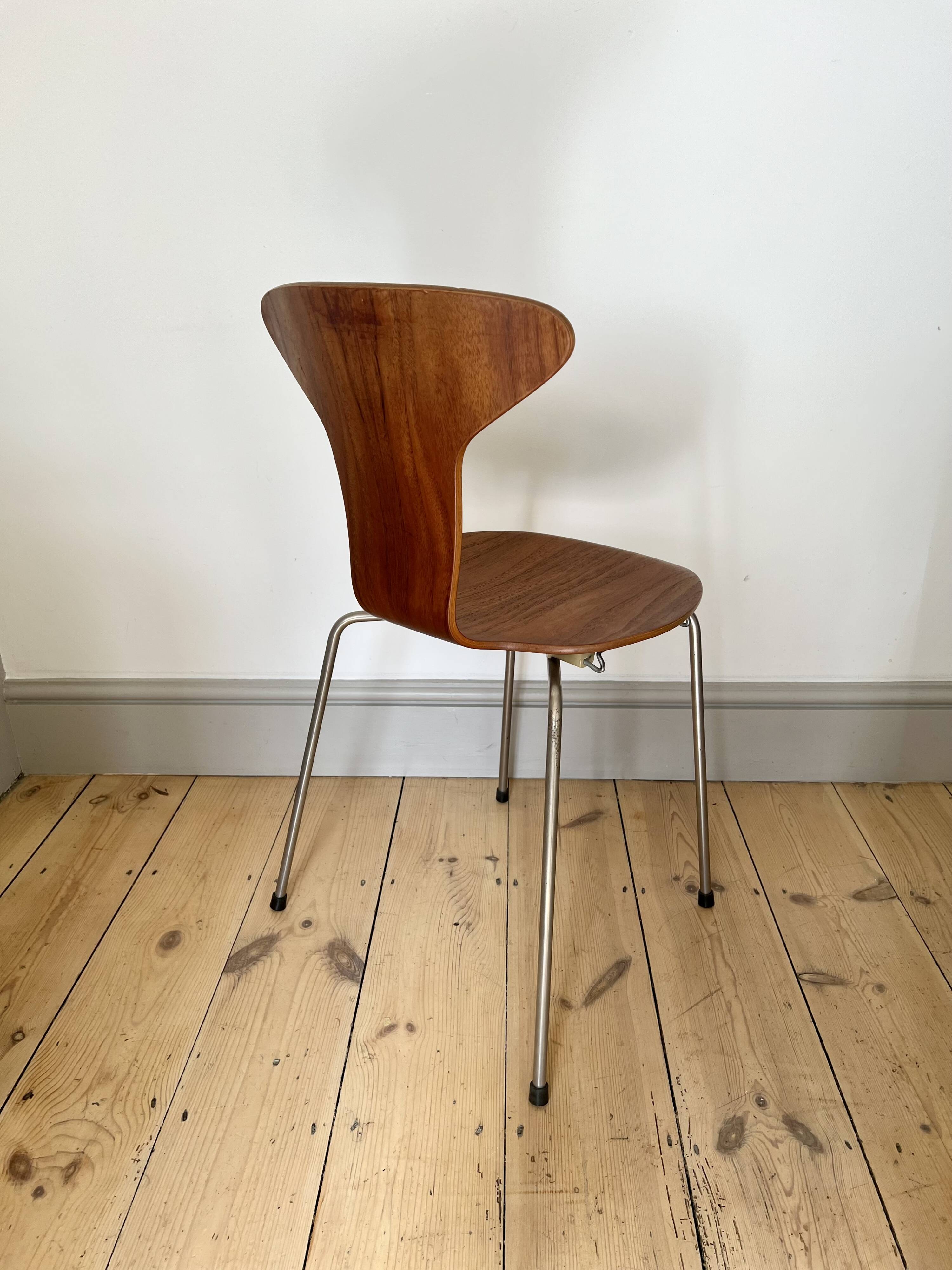 Original danois des années 1960 Arne Jacobsen 3105 / Munkegaard / Mosquito Chair