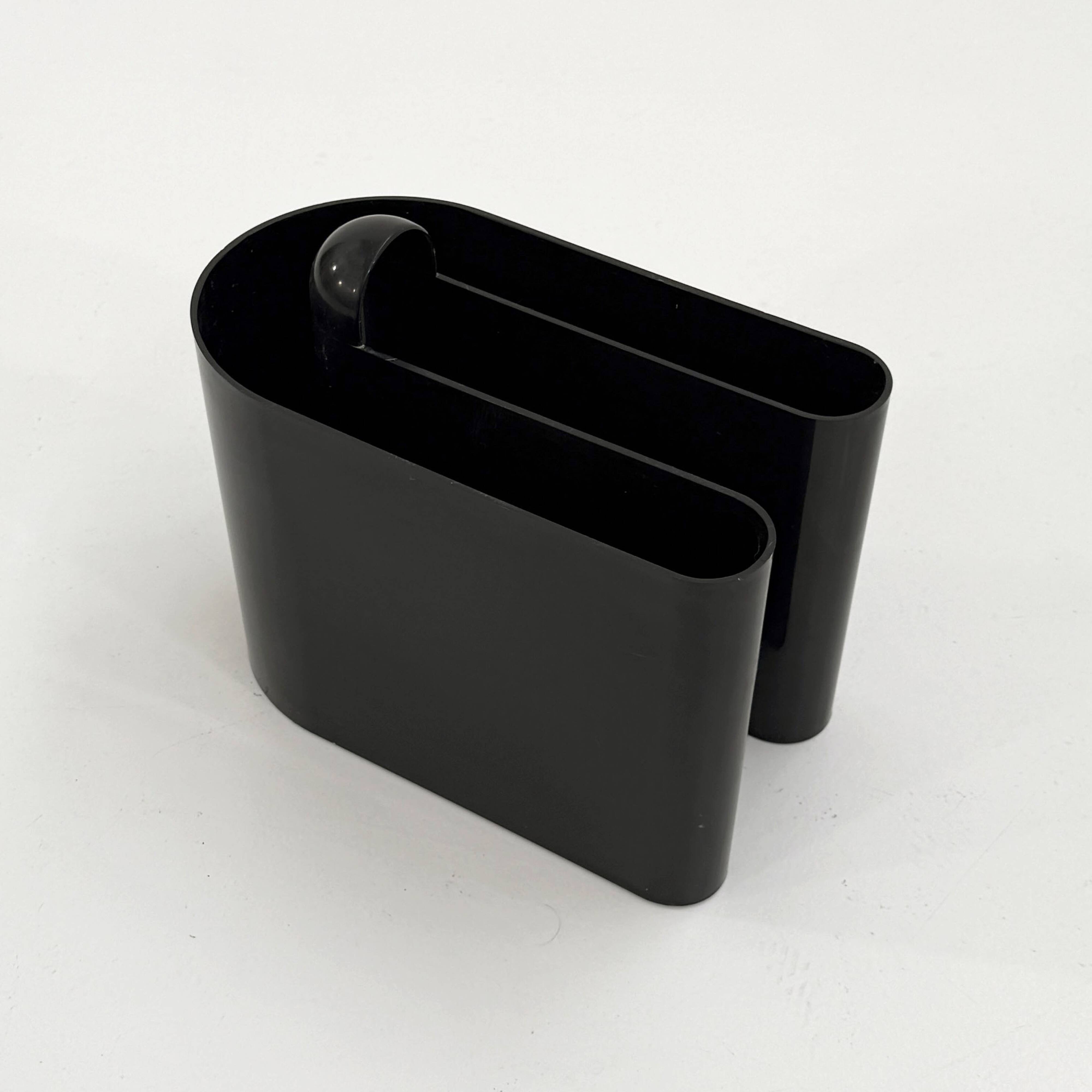 Black magazine rack by Rodolfo Bonetto for Bilumen, 1970
