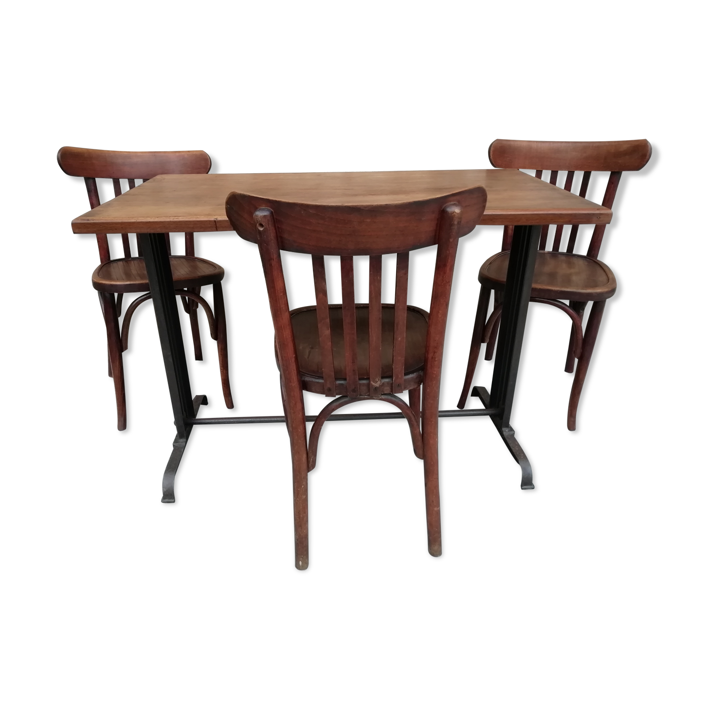 Fischel bistro table and 3 thonet chairs