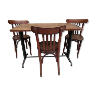 Fischel bistro table and 3 thonet chairs