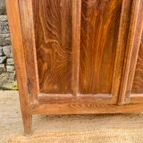 Brown Parisian wardrobe