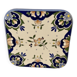 Desvres trivet, Rouen decor
