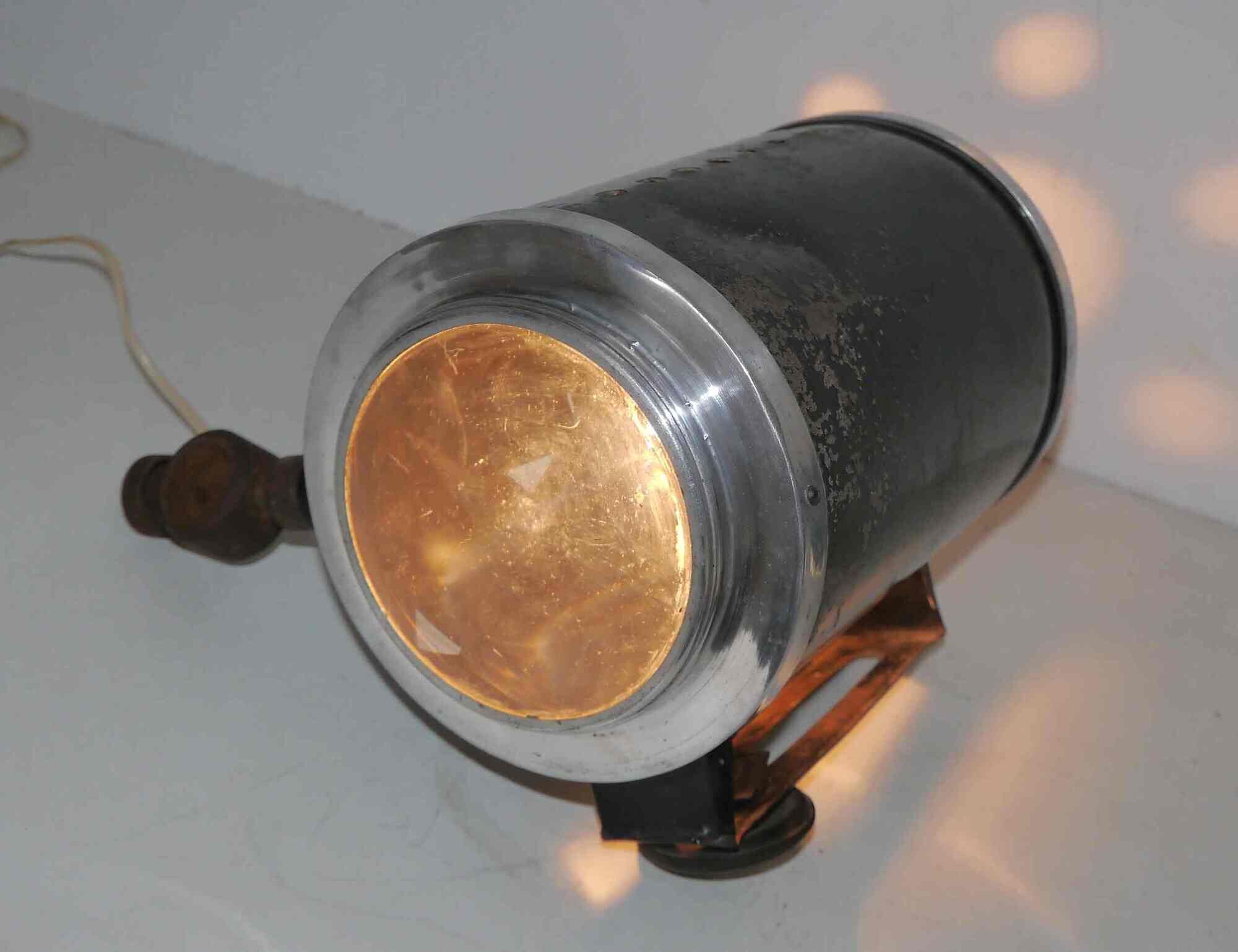 Old theater projector or metal and aluminum cinema – ref # 2