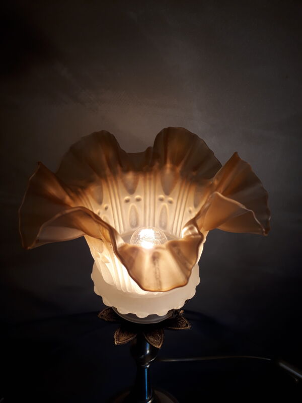 Lampe calice, pied laiton et tulipe verre, 1930