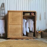 Sliding Parisian wardrobe